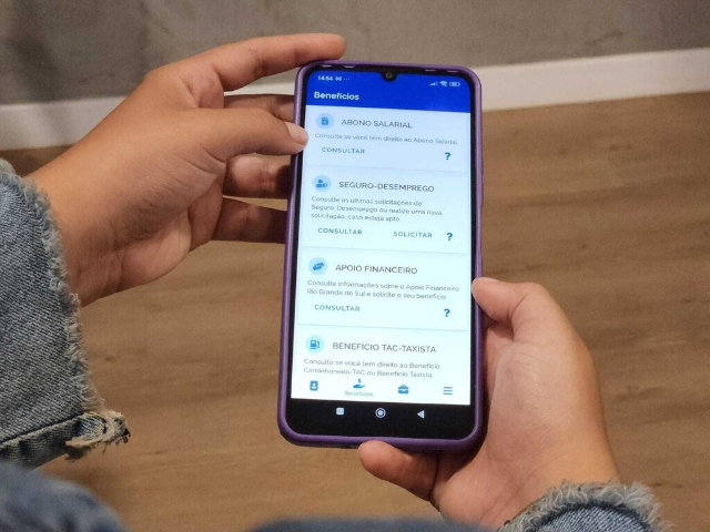 &Uacute;ltimo lote do abono salarial ser&aacute; pago nesta segunda-feira