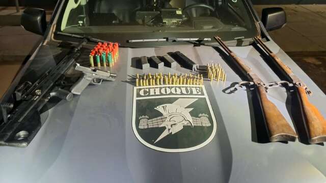 Preso com arsenal de R$ 30 mil diz que armas foram abandonadas por ca&ccedil;adores