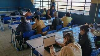 Cursos gratuitos formam mais de 700 pessoas para o trabalho na capital