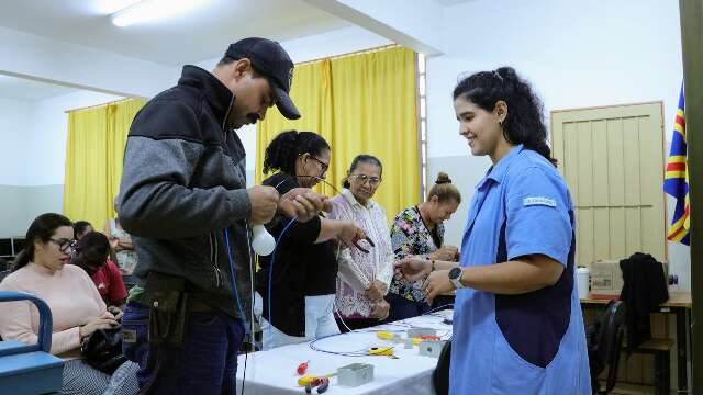 Cursos gratuitos formam mais de 700 pessoas para o trabalho na capital