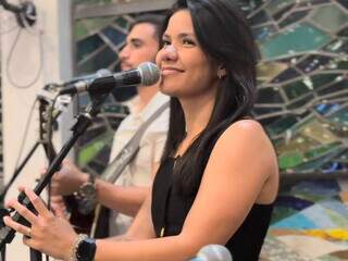De MS, Adriellen precisa de votos para cantar ao lado de Um Peregrino