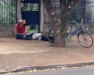 Briga por garrafa de pinga termina com homem morto a golpe de faca