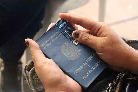 Trabalhadores fogem de sal&aacute;rio m&iacute;nimo e vagas ficam &ldquo;encalhadas&rdquo; por at&eacute; 60 dias
