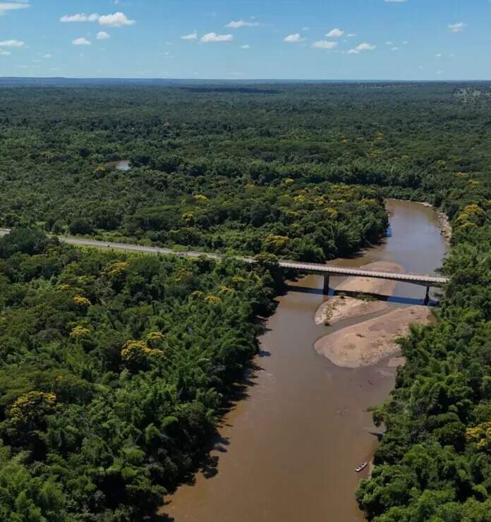 Image for Ponte sobre o Rio Miranda é interditada por 48h para obras de recuperação