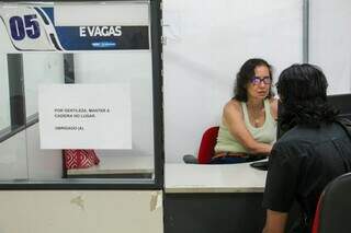 Trabalhadores fogem de salário mínimo e vagas ficam “encalhadas” por até 60 dias Trabalhadores fogem de salário mínimo e vagas ficam “encalhadas” por até 60 dias