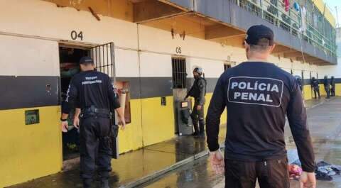 Den&uacute;ncia cita armas sem vigil&acirc;ncia e agente ferido em pres&iacute;dio de Dourados