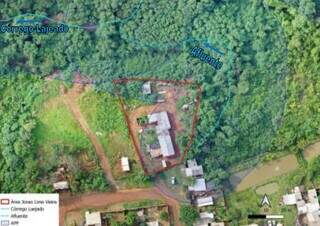 Moradores que pagaram até R$ 80 mil por casas temem ser despejados Moradores que pagaram até R$ 80 mil por casas temem ser despejados