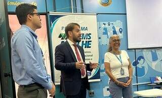 Imigrantes reconstroem a vida em MS com qualificação profissional Imigrantes reconstroem a vida em MS com qualificação profissional