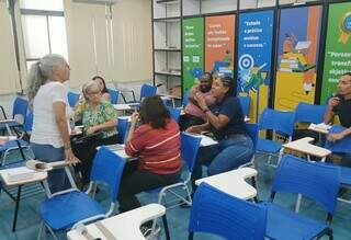 Imigrantes reconstroem a vida em MS com qualificação profissional Imigrantes reconstroem a vida em MS com qualificação profissional