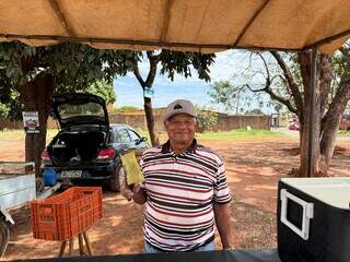 Sem preguiça de ficar em pé, Paulo vende 50 pamonhas por dia no Tijuca Sem preguiça de ficar em pé, Paulo vende 50 pamonhas por dia no Tijuca