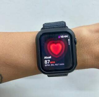 Monitoramento contínuo no pulso: até onde os alertas dos wearables preocupam? Monitoramento contínuo no pulso: até onde os alertas dos wearables preocupam?