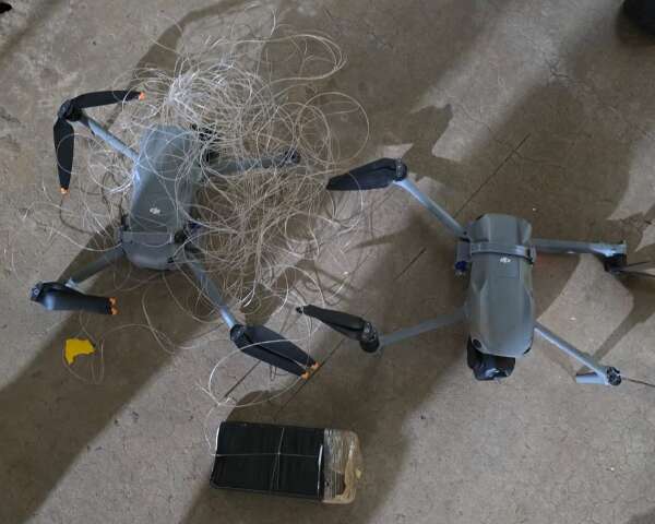 Drones s&atilde;o apreendidos durante tentativa de "delivery" de drogas na M&aacute;xima