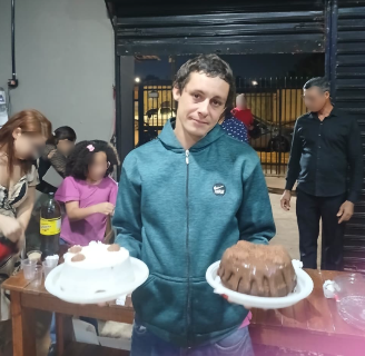 Fam&iacute;lia acredita que motociclista teve convuls&atilde;o antes de bater em muro