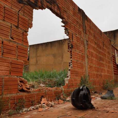 Fam&iacute;lia acredita que motociclista teve convuls&atilde;o antes de bater em muro e morrer