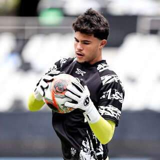 Bruninho Samudio &eacute; afastado do Botafogo por quest&otilde;es disciplinares