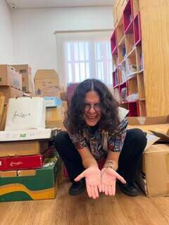 Camila esperava 900, mas arrecadou 19 mil livros em 3 semanas Camila esperava 900, mas arrecadou 19 mil livros em 3 semanas