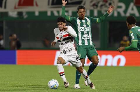 Chapecoense vence S&atilde;o Paulo e conquista 2&ordf; vit&oacute;ria no Brasileir&atilde;o