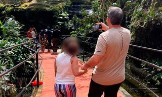 Perfil de ado&ccedil;&atilde;o muda em MS e casal que buscava beb&ecirc; ganha filha de 11 anos