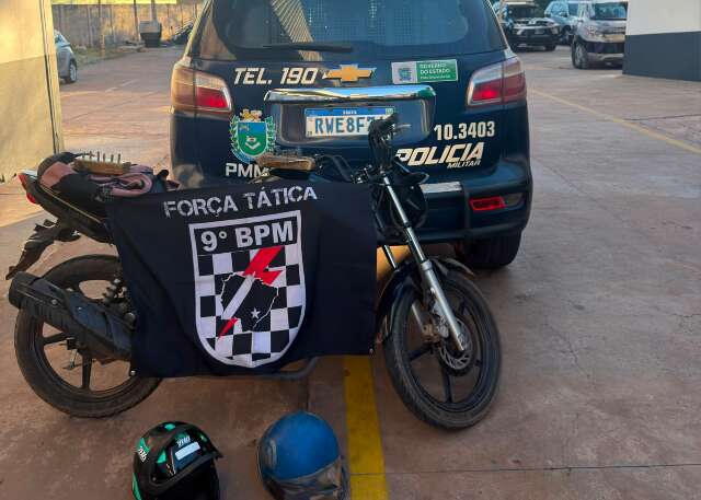 Faccionado &eacute; preso com moto roubada ap&oacute;s revelar plano para executar comerciante