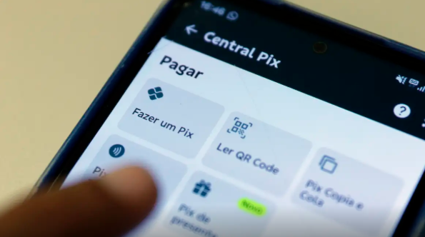 Transa&ccedil;&otilde;es com Pix enfrenta instabilidade na manh&atilde; deste domingo