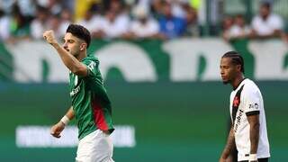 Palmeiras goleia Vasco em casa e abre seis pontos na lideran&ccedil;a do Brasileir&atilde;o