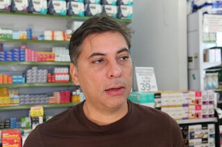 Medo de assaltos transforma Cafezais em avenida de comerciantes armados