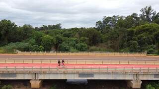 Depois de décadas, ponte aposenta ‘pinguela’ e encurta caminhos no Lageado Depois de décadas, ponte aposenta ‘pinguela’ e encurta caminhos no Lageado