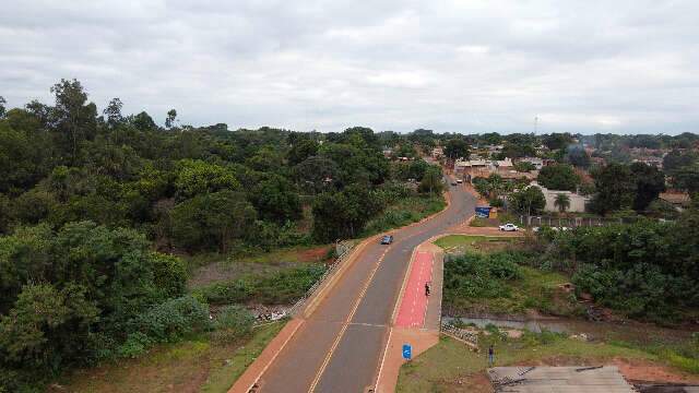 Depois de d&eacute;cadas, ponte aposenta &lsquo;pinguela&rsquo; e encurta caminhos no Lageado