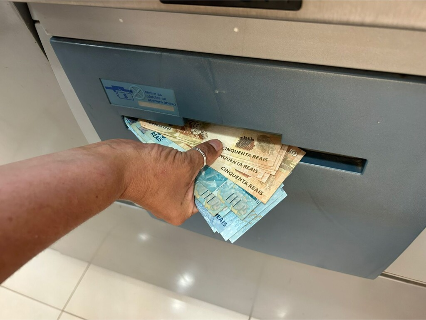 Sal&aacute;rio m&iacute;nimo deve subir para R$ 1.741 em 2027, confirma Fazenda
