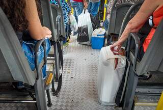 Ônibus cruza 50 quilômetros no aperto até "interior" da Capital por R$ 4,95 Ônibus cruza 50 quilômetros no aperto até "interior" da Capital por R$ 4,95