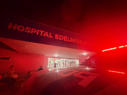 Jovem de 20 anos &eacute; assassinado ao ser chamado no port&atilde;o por atirador