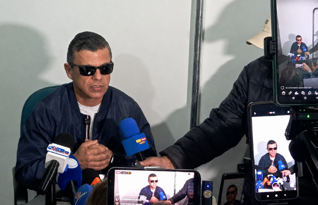 &ldquo;Dor imensur&aacute;vel&rdquo;, diz pai de jovem morto por engano em loja de ve&iacute;culos