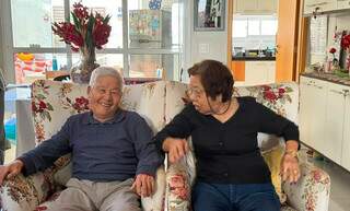 H&aacute; 50 anos juntos, casal trocou Okinawa pelas bancas do Mercad&atilde;o