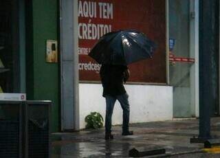 Em 48 horas, Campo Grande recebe 60% da chuva esperada para agosto