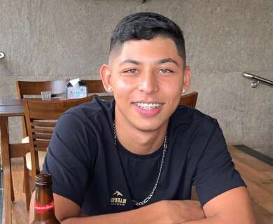 &ldquo;Era um menino muito querido&rdquo;, diz tia de jovem de MS assassinado em SC 