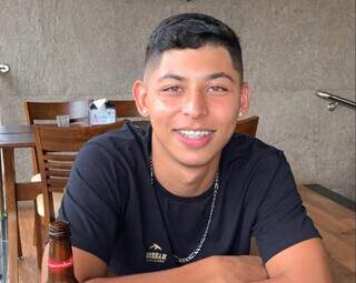 &ldquo;Era um menino muito querido&rdquo;, diz tia de jovem de MS assassinado em SC 