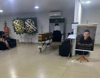 Corpo de jovem morto em Itapema é velado em Dourados Corpo de jovem morto em Itapema é velado em Dourados
