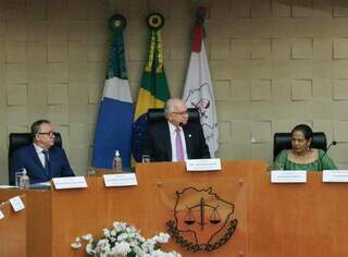 Proposta quer facilitar a aplicação de medidas protetivas em áreas de fronteira Proposta quer facilitar a aplicação de medidas protetivas em áreas de fronteira