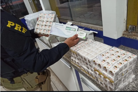 Carga com 1,9 mil emagrecedores e toxina botul&iacute;nica &eacute; apreendida em rodovia