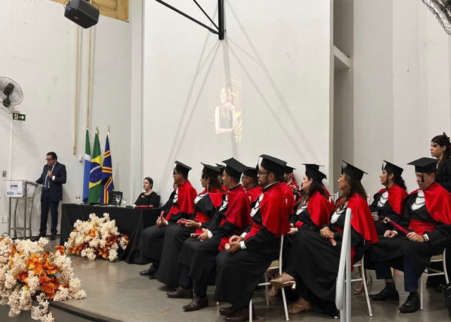 Refer&ecirc;ncia em MS, Faculdade Prime forma nova turma de Direito