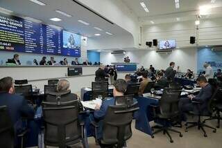 TJ mantém ordem para vereadores devolverem verba reajustada TJ mantém ordem para vereadores devolverem verba reajustada
