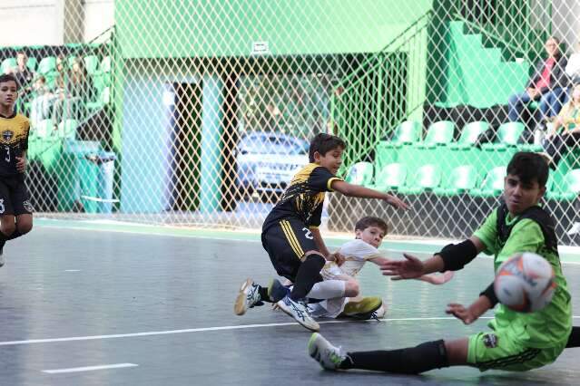 Copa Pelezinho chega &agrave; quarta rodada com cinco partidas neste s&aacute;bado