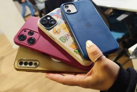 Pol&iacute;cia come&ccedil;a a devolver 212 celulares recuperados neste domingo