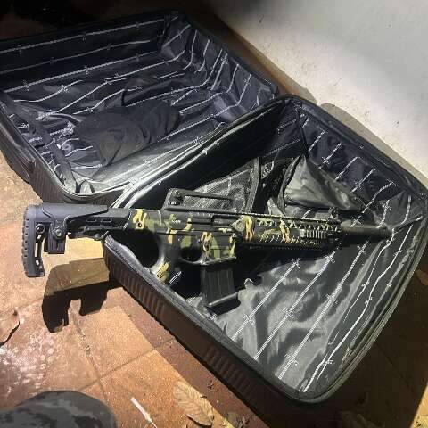 Suspeito de execu&ccedil;&atilde;o com espingarda &eacute; morto por policiais no Aero Rancho