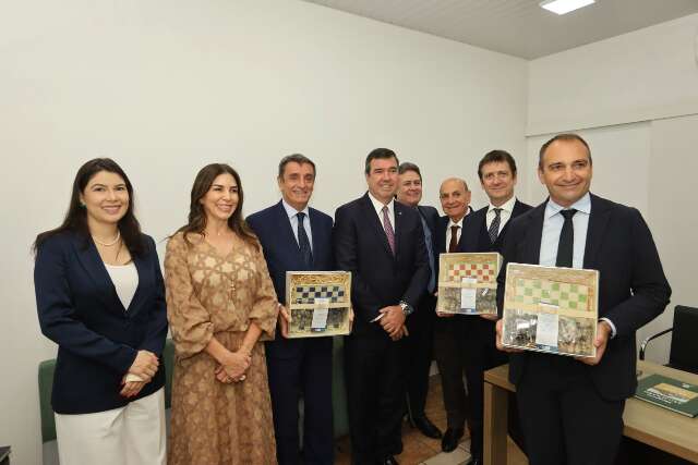 S&atilde;o Juli&atilde;o formaliza parceria de 56 anos com funda&ccedil;&atilde;o italiana