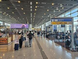 Passageira passa vergonha em revista de aeroporto e Justiça garante indenização Passageira passa vergonha em revista de aeroporto e Justiça garante indenização