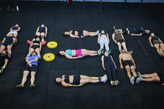 De churrasco a piscina, crossfit vira palco de fotos inusitadas na Capital De churrasco a piscina, crossfit vira palco de fotos inusitadas na Capital