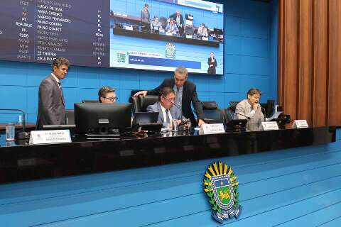 Projeto que cria 454 cargos no MP passa sem oposi&ccedil;&atilde;o na Assembleia