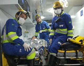 Bernardo nasce dentro de viatura de resgate às margens da MS-306 Bernardo nasce dentro de viatura de resgate às margens da MS-306