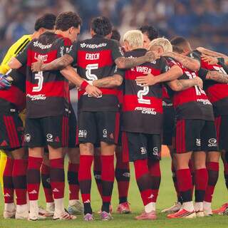 Quarta de futebol tem Flamengo em campo e mata-matas decisivos Quarta de futebol tem Flamengo em campo e mata-matas decisivos